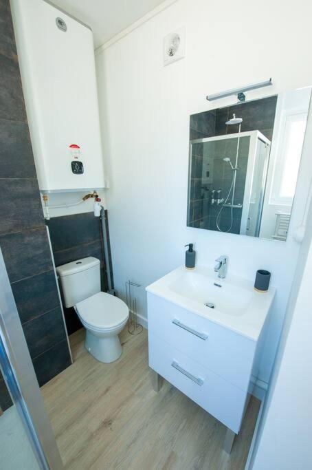 Appartement Proche Gare Routiere Fougères Exterior foto